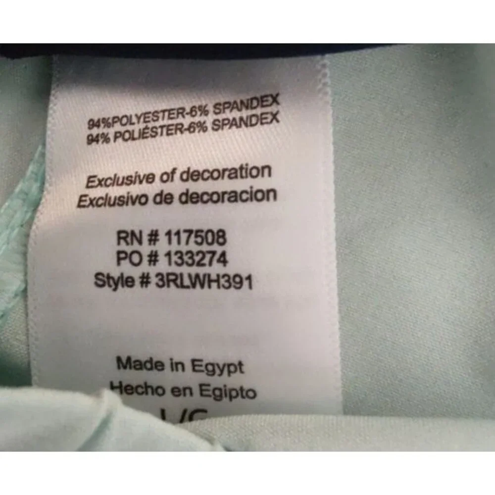 New with tags Women's Reebok Gym Workout Athletic Light Blue Shorts Size L / G